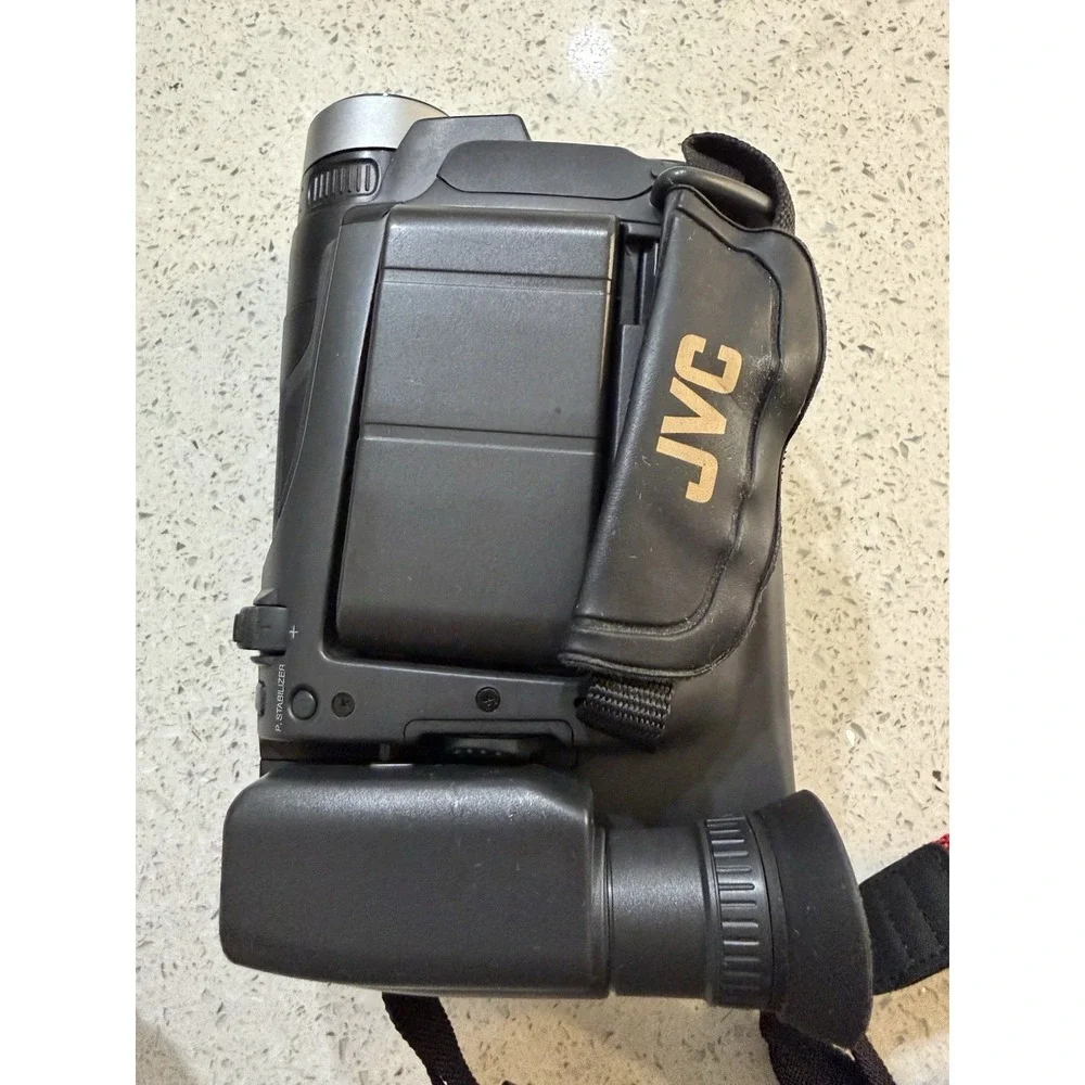 jvc compact vhs camcorder‎ gr-axm210u Working